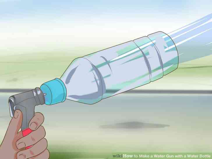 Image intitulée Faire un Pistolet à Eau avec une Bouteille d